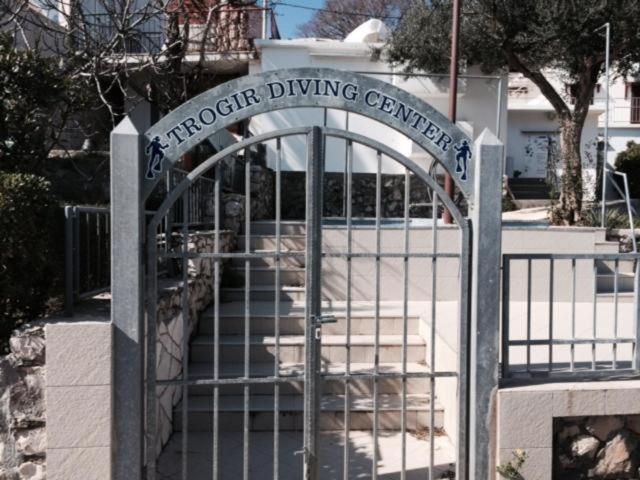 Villa Marta Apartmani Trogir Zewnętrze zdjęcie