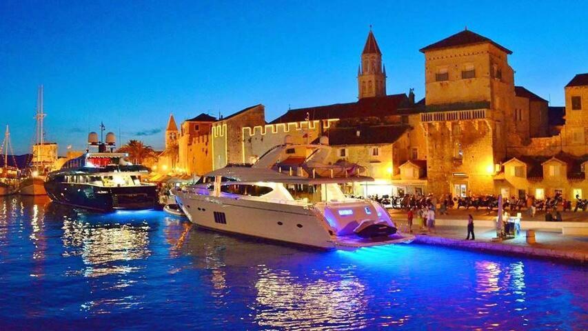 Villa Marta Apartmani Trogir Zewnętrze zdjęcie